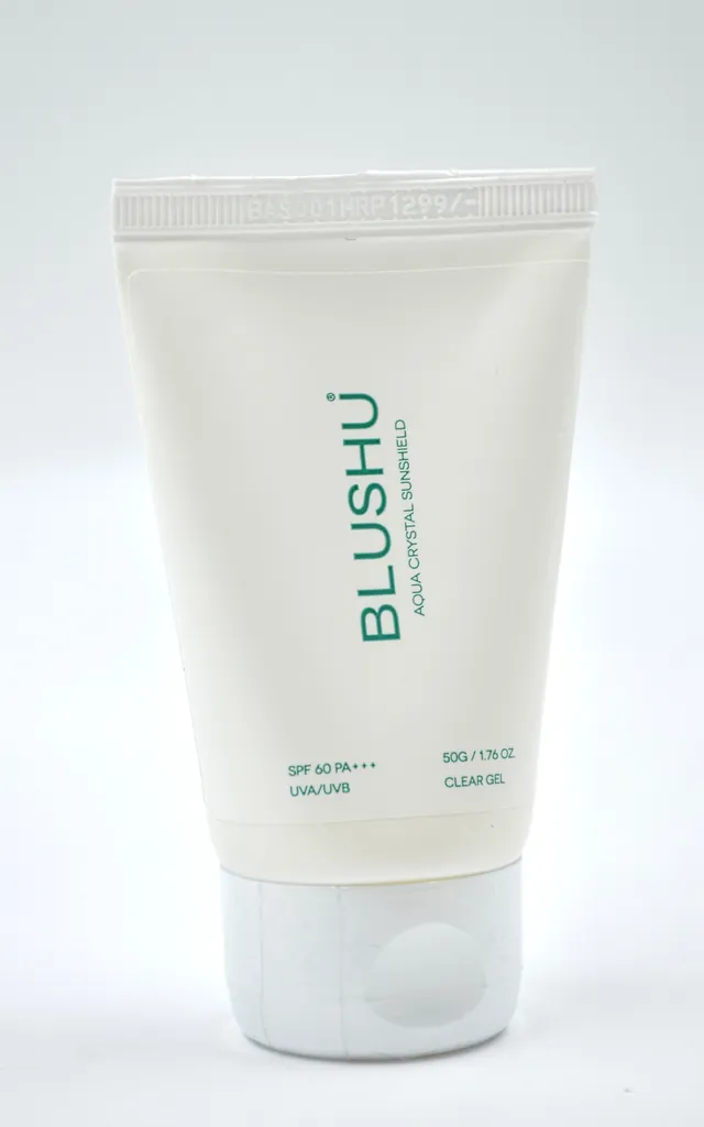 BLUSHU Aqua Crystal Sunshield Clear Gel SPF 60 PA+++ sunscreen tube